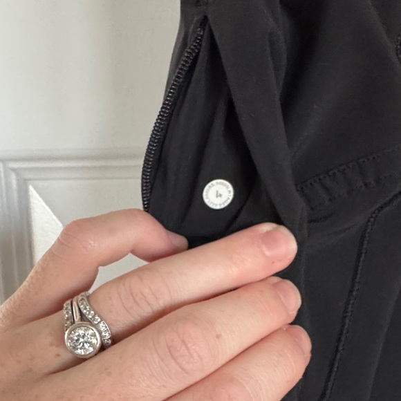 Lululemon Track That - Picture 3 of 3